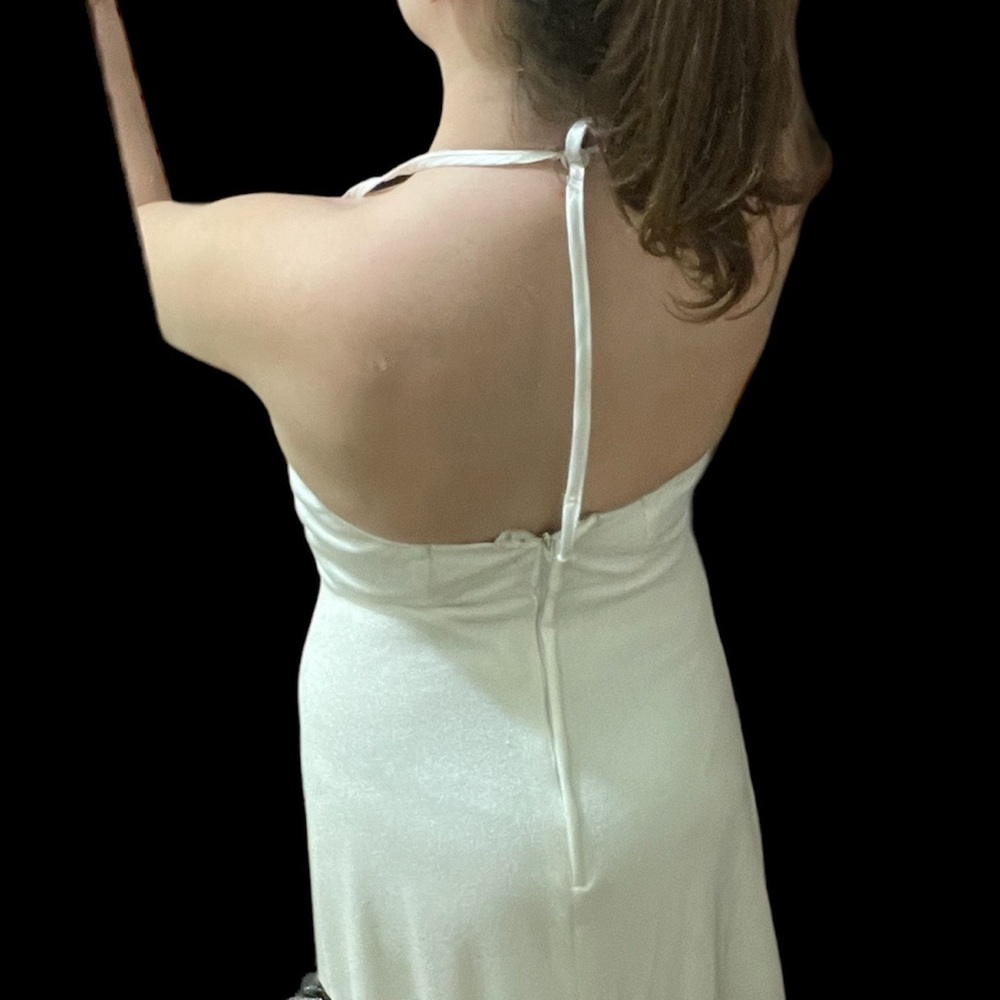 WHITE DRESS🐑 - Picture 4 of 8